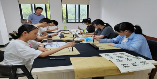 拓展基地