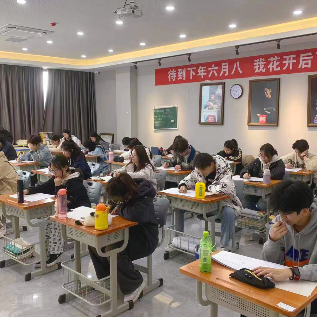 汇总郑州十大top榜实力靠前的中考全日制辅导机构